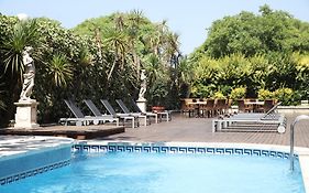 Augusta Club & Spa - Adults Only